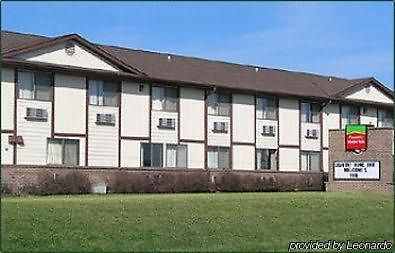 Cobblestone Inn & Suites - Trenton Dış mekan fotoğraf